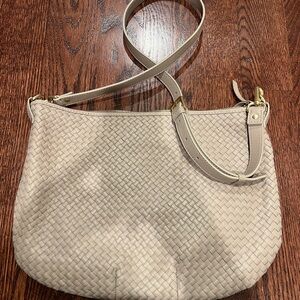Quince large Beige Woven Shoulder Bag